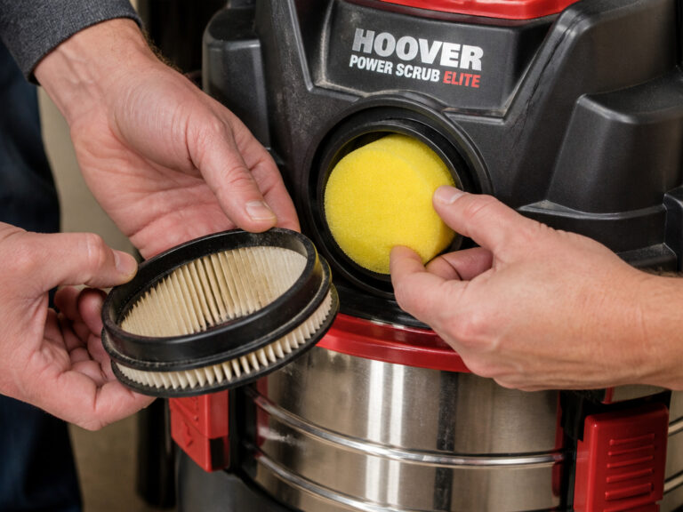 How to Use a Hoover Wet and Dry Vacuum Cleaner | Pro Guide