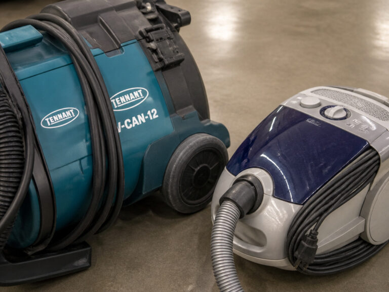 Canister Vacuum vs Bag: Which System Best Captures Allergens?