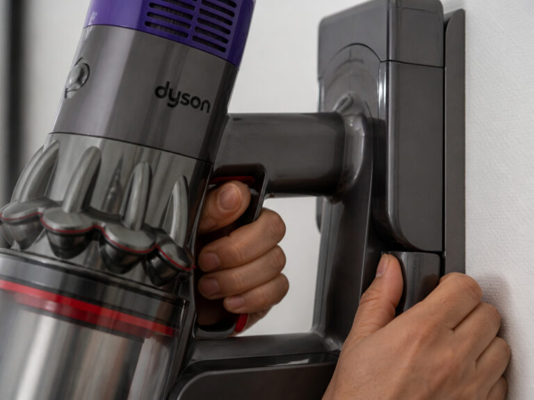 Dyson Stick Vacuum Keeps Stopping & Starting: Proven Fixes